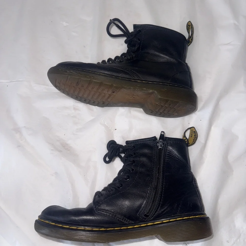 Dr Martens leather Boots Size 2